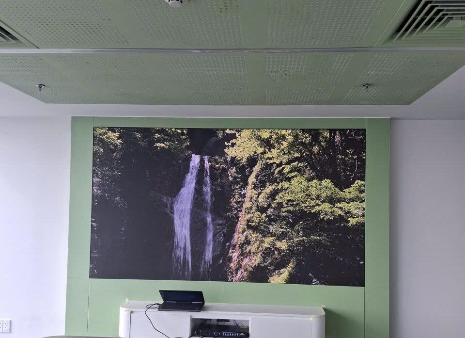 Màn hình led phòng họp