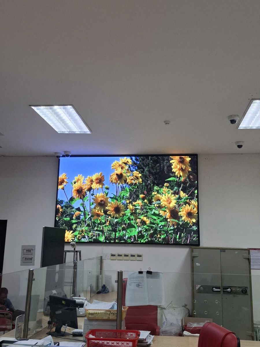 thi công lắp đặt màn hình led