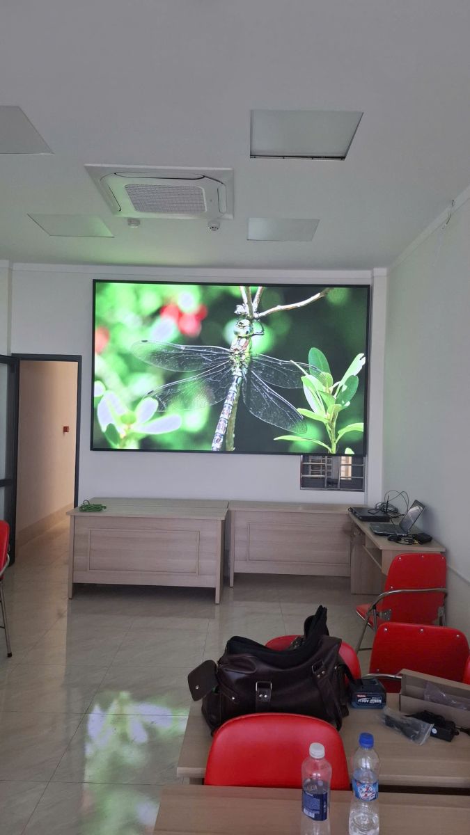 thi công lắp đặt màn hình led