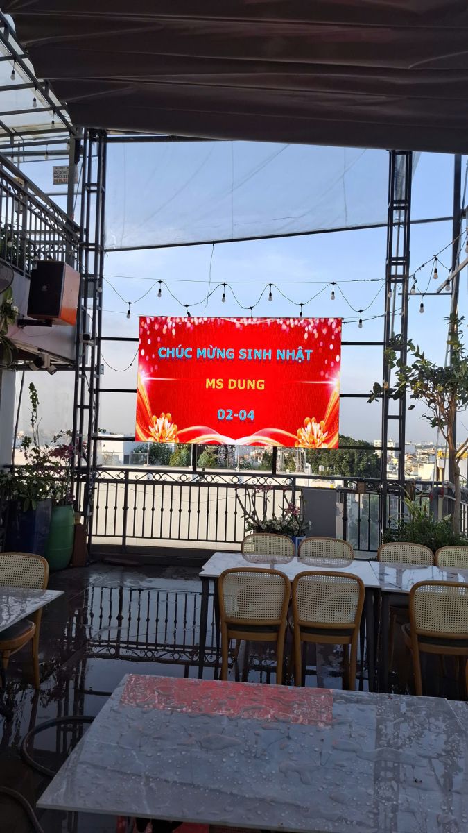 Màn hình led nhà hàng quán nhậu