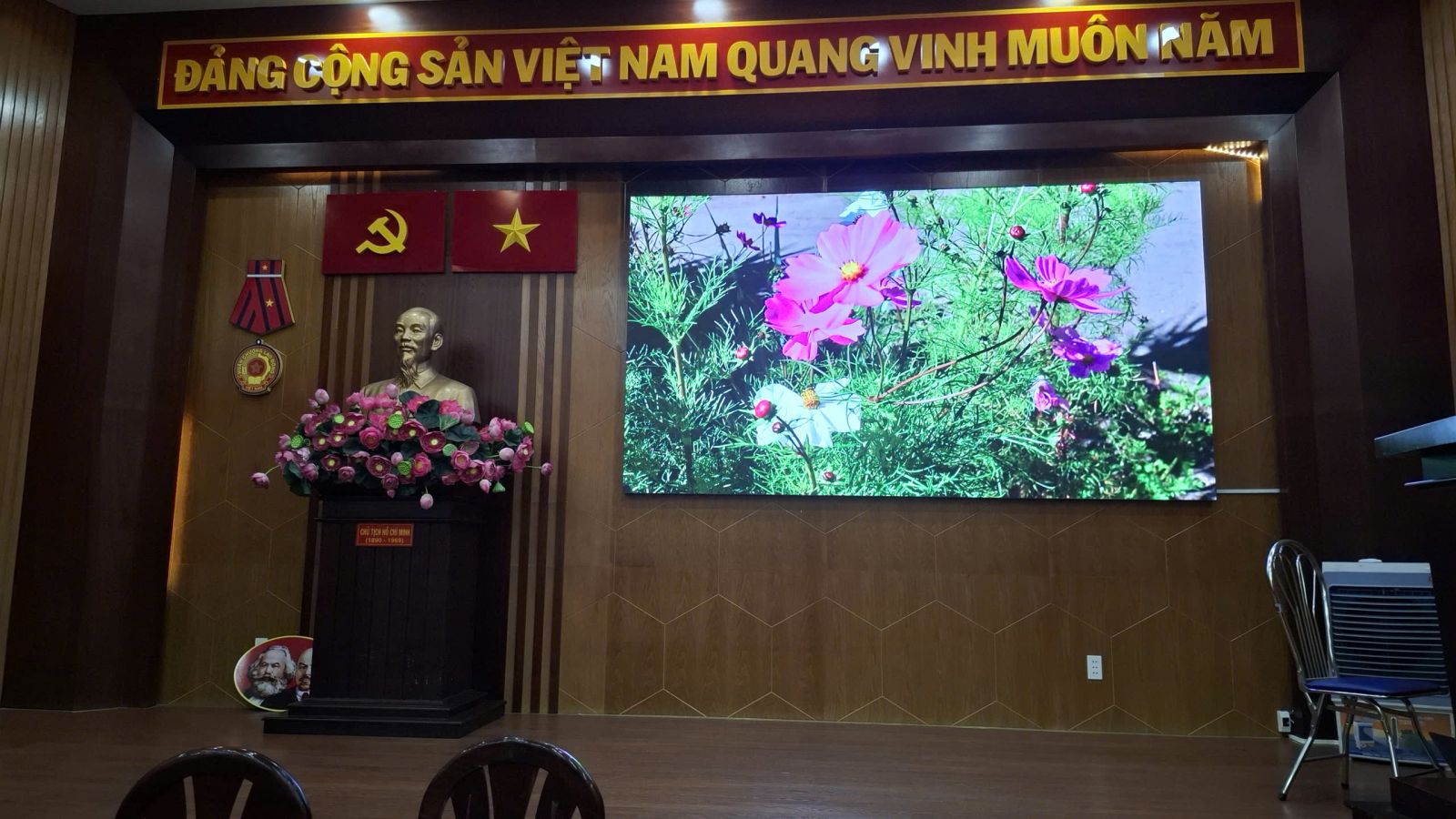 Màn hình led p2.5 trong nhà