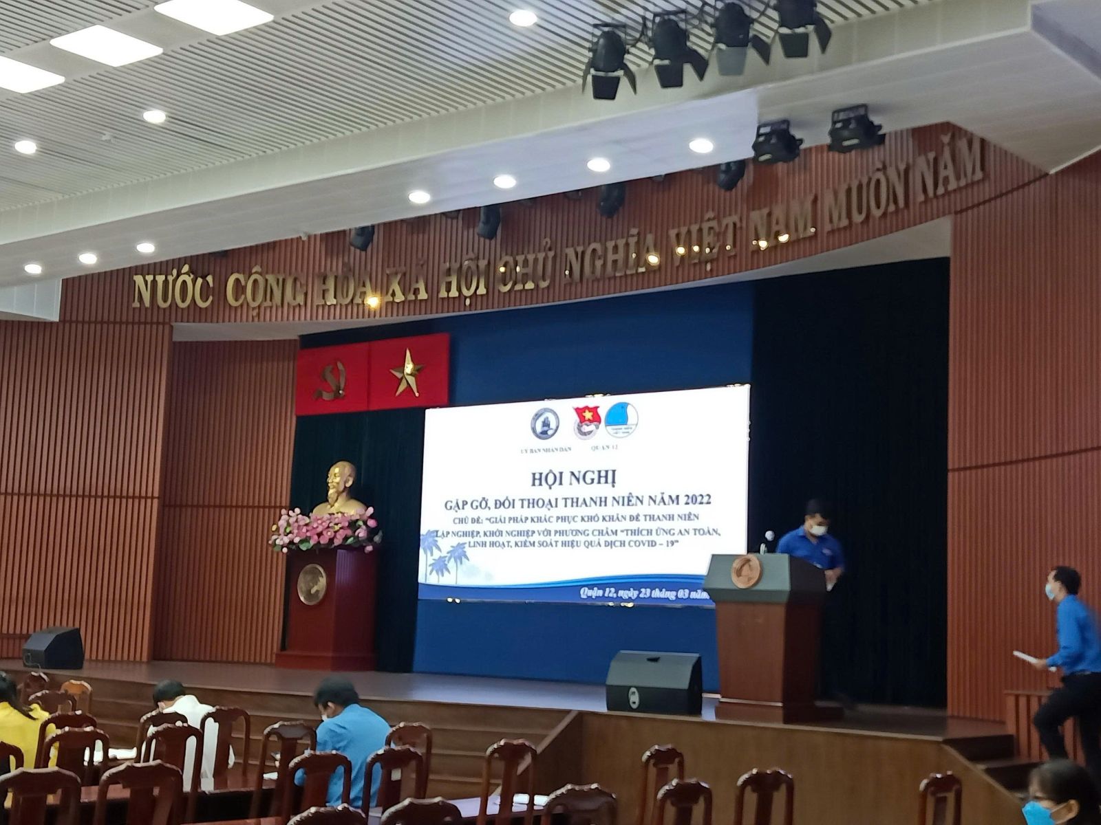 màn hình led hội trường