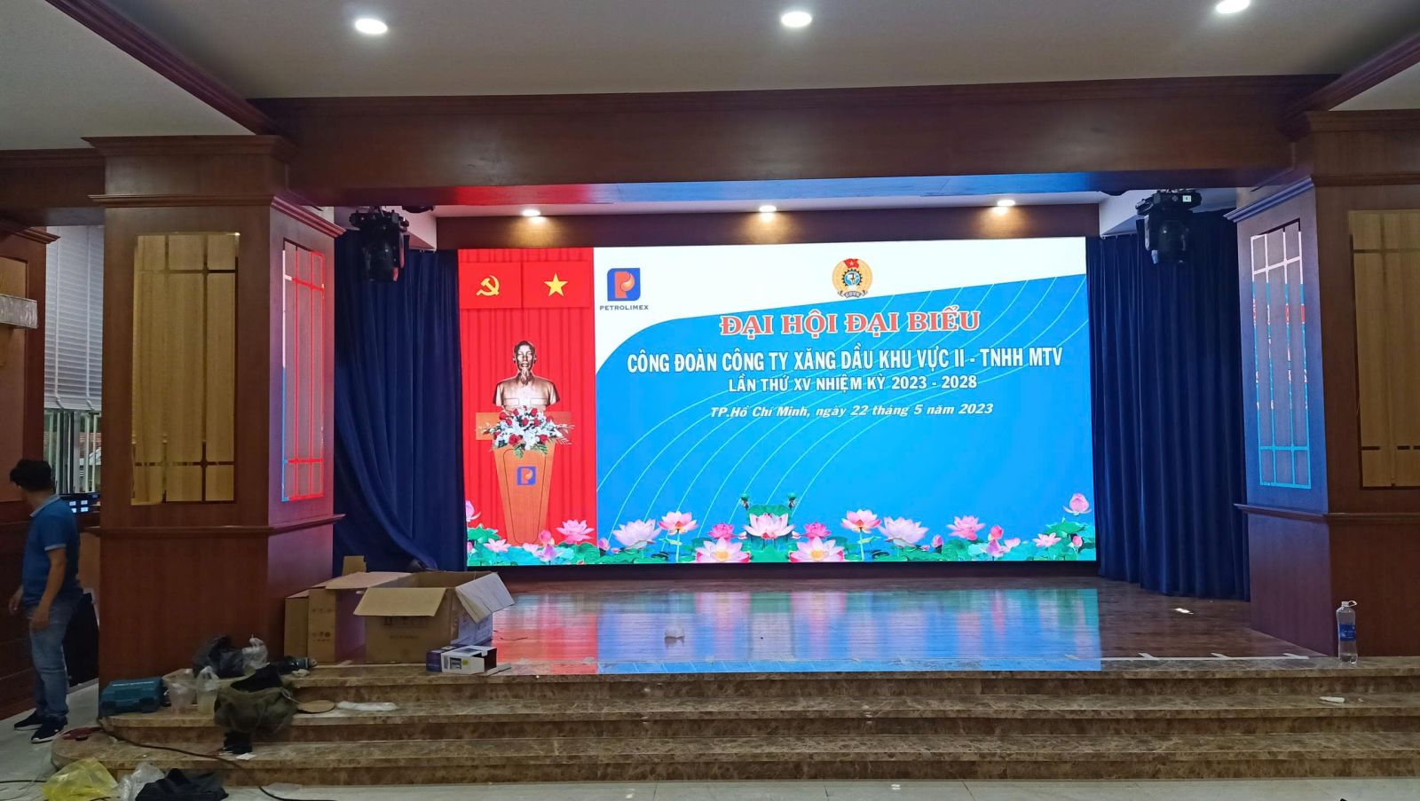 màn hình led hội trường